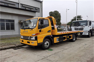 新场镇车辆公路救援