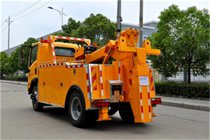 新场镇高速路拖车费